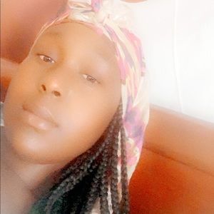 Meet your Posher, Janaya